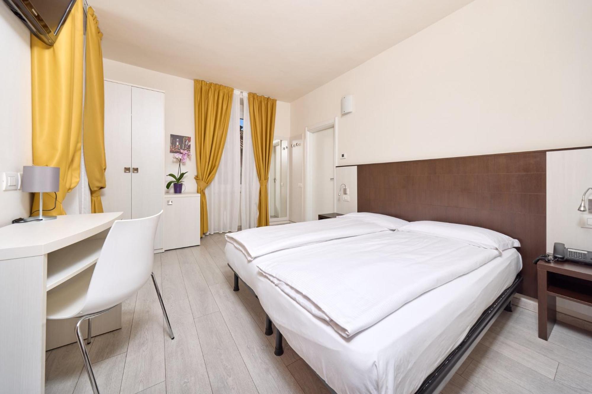 Hotel Geier Torbole Sul Garda Exterior foto