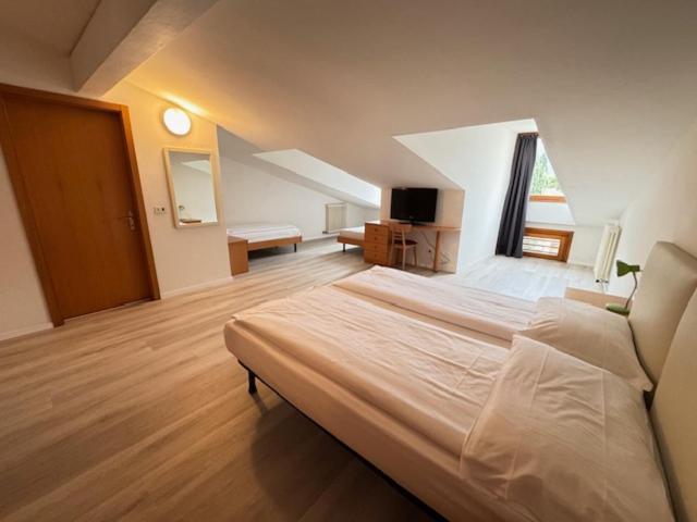 Hotel Geier Torbole Sul Garda Exterior foto